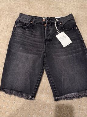 NWT Bohme Black Frayed Hem Denim Bermuda Shorts Size 26